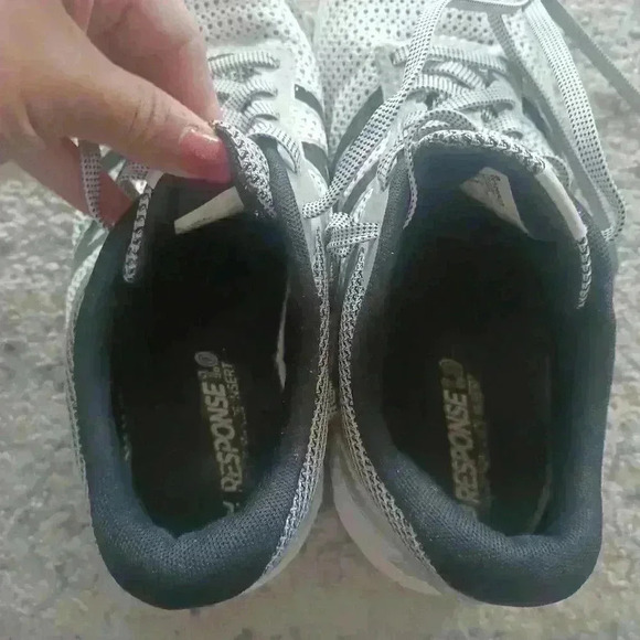 New Balance Womens Grey and Black Response 1.0 9.5 - Picture 13 of 16